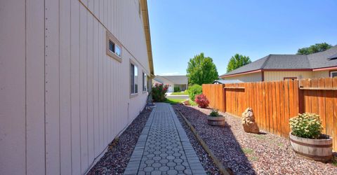 1330 Petar Drive, Gardnerville, NV 89410 Photo