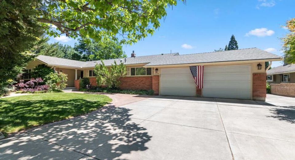 2370 Skyline Boulevard, Reno, NV 89509 Photo