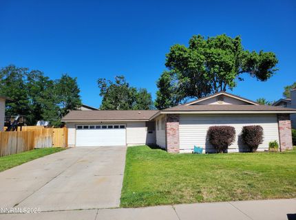 1935 Howard Drive, Sparks, NV 89434 Photo