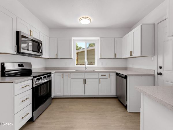 922 Prospect Avenue, Sparks, NV 89431