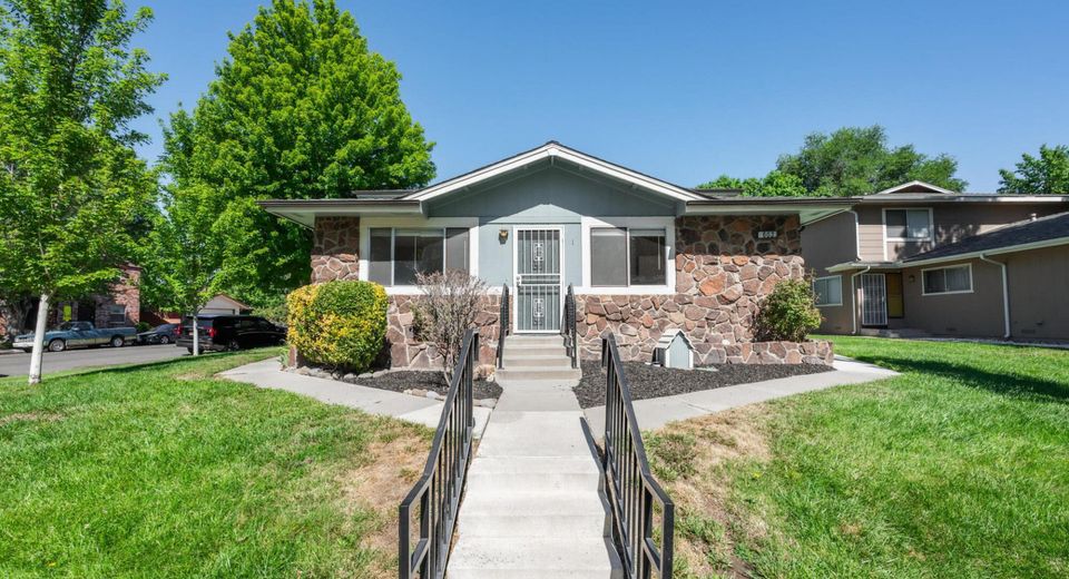 603 Pine Meadows Drive, Unit APT 1, Sparks, NV 89431 Photo