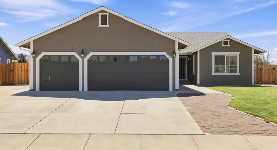 2328 Soar Drive, Sparks, NV 89441 Photo