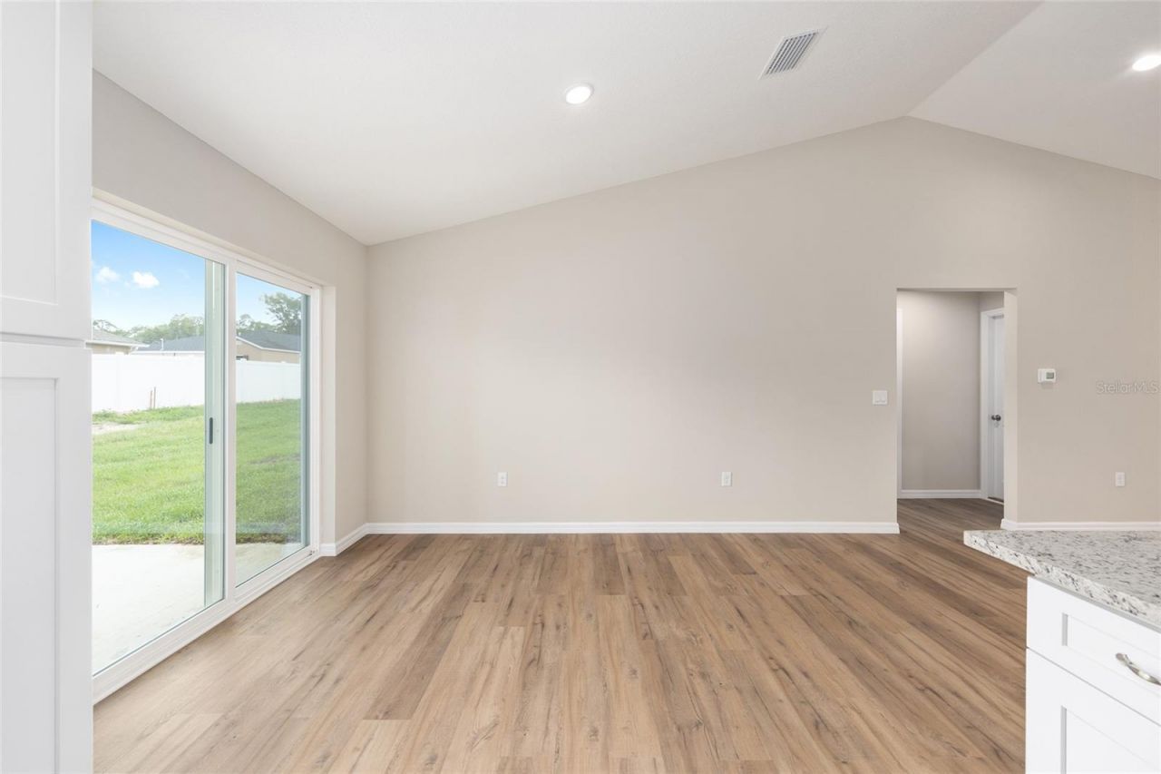 22870 SW Lime Ridge Lane , Dunnellon, FL 34431 Photo