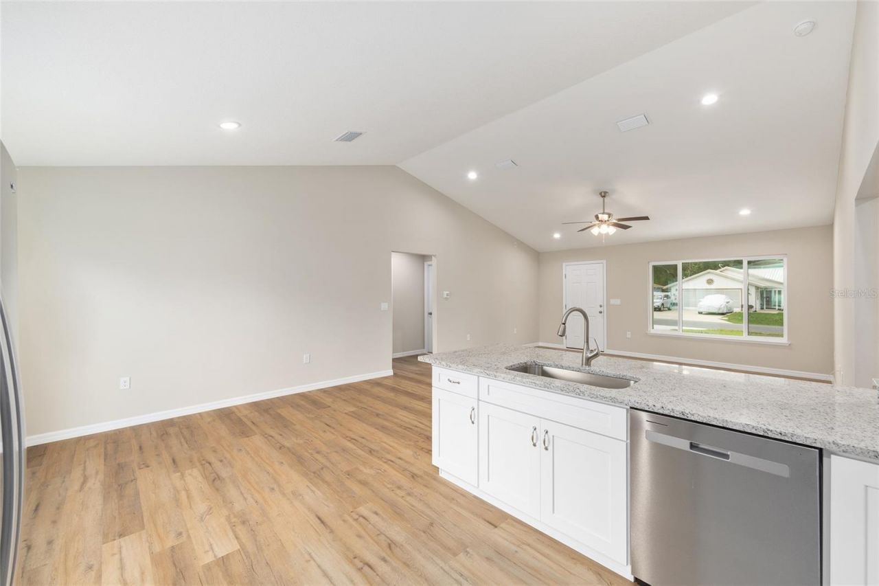 22870 SW Lime Ridge Lane , Dunnellon, FL 34431 Photo