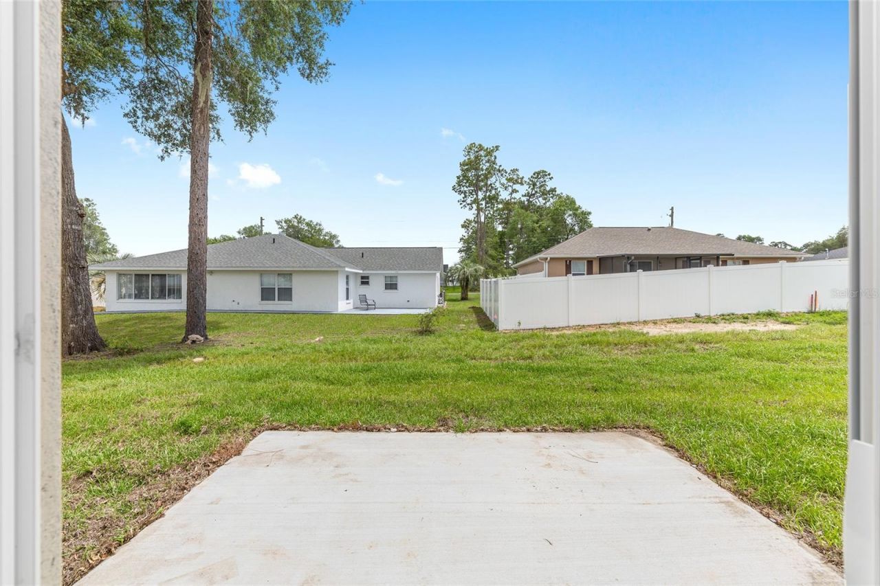22870 SW Lime Ridge Lane , Dunnellon, FL 34431 Photo