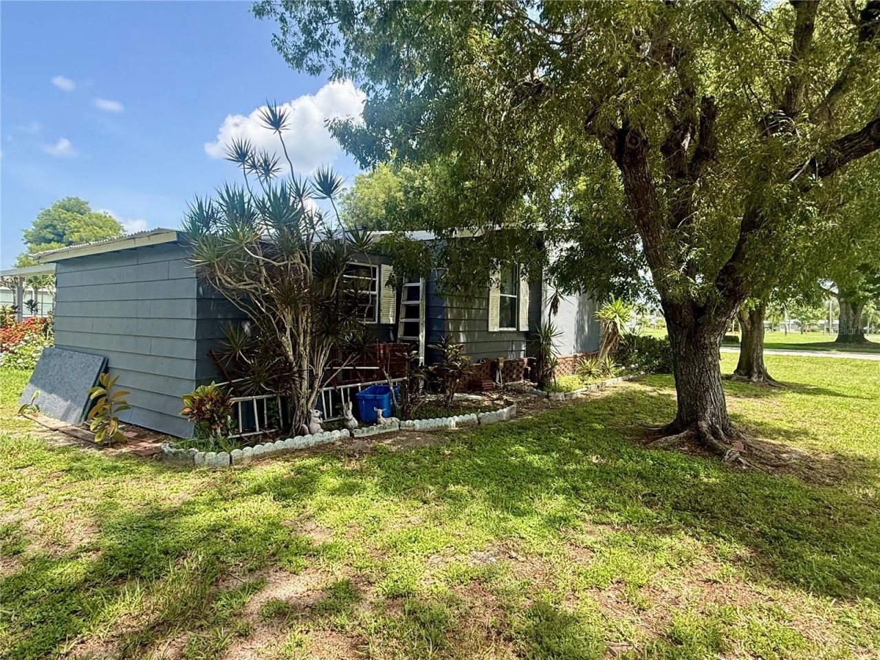 9735 Lake Fairways Boulevard, North Fort Myers, FL 33903 Photo
