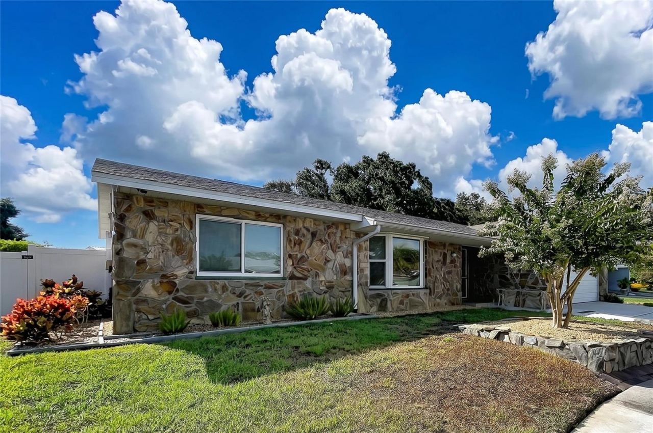2021 58th Lane N, Clearwater, FL 33760 Photo