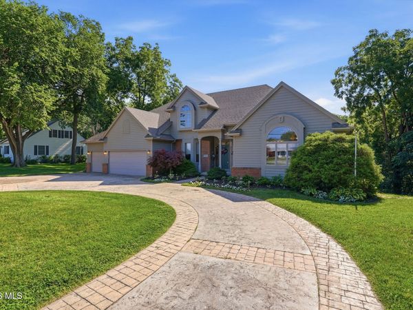 6921 N River Road, Waterville, OH 43566