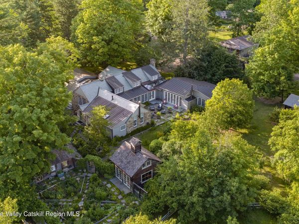 1389 Rte 212 , Saugerties, NY 12477