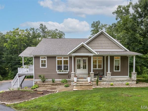 459 Wellington Drive , Jackson, MO 63755