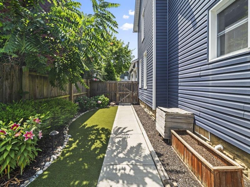 262 N 21st Street , Columbus, OH 43203 Photo 52