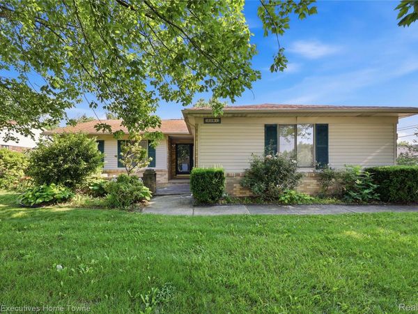 5281 Shruboak Drive, Sterling Heights, Mi 48310
