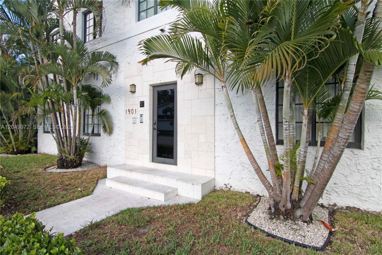 1901 S Le Jeune Rd , Unit 3, Coral Gables, FL 33134 Photo