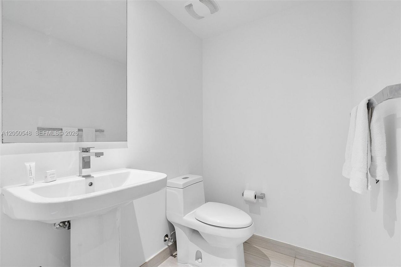 4010 S Ocean Dr , Unit R1508, Hollywood, FL 33019 Photo