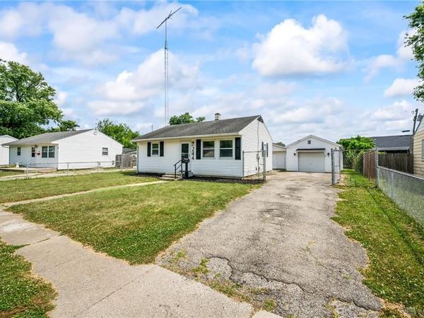 244 Pat Lane, Fairborn, OH 45324