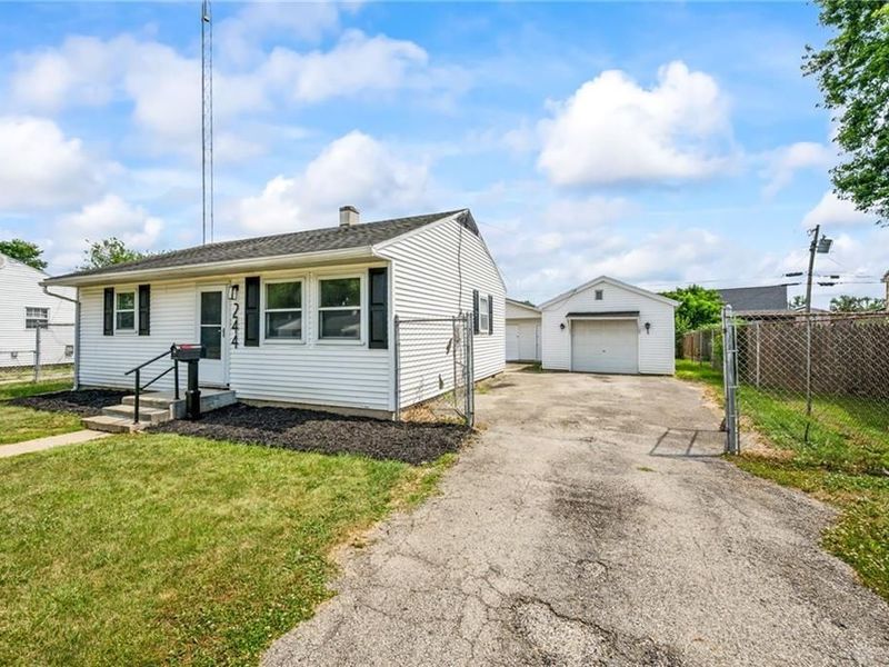 244 Pat Lane, Fairborn, OH 45324 Photo 8