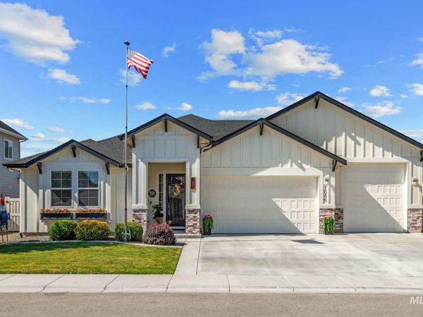 1646 Fort Williams St, Middleton, ID 83644