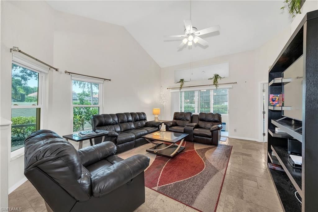181 Napa Ridge Rd E, Unit 35, Naples, FL 34119 Photo