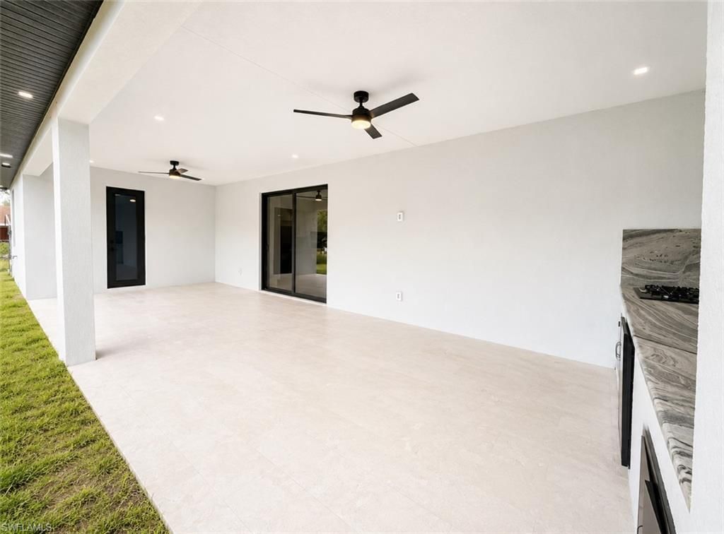 106 Hamilton Ave, Lehigh Acres, FL 33936 Photo
