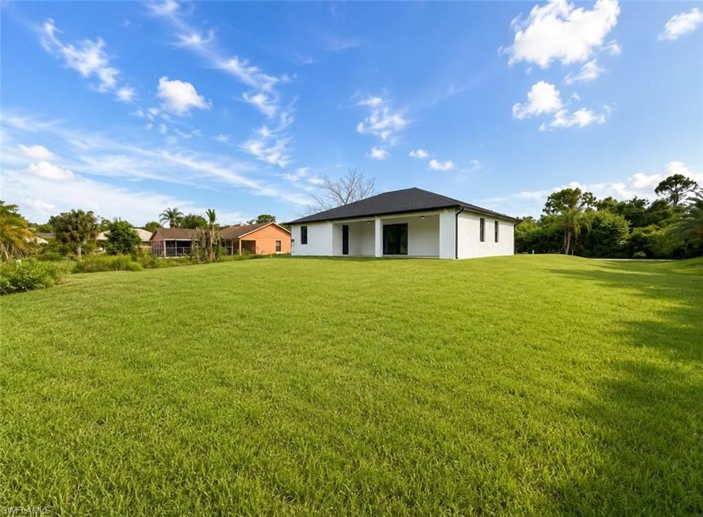106 Hamilton Ave, Lehigh Acres, FL 33936 Photo