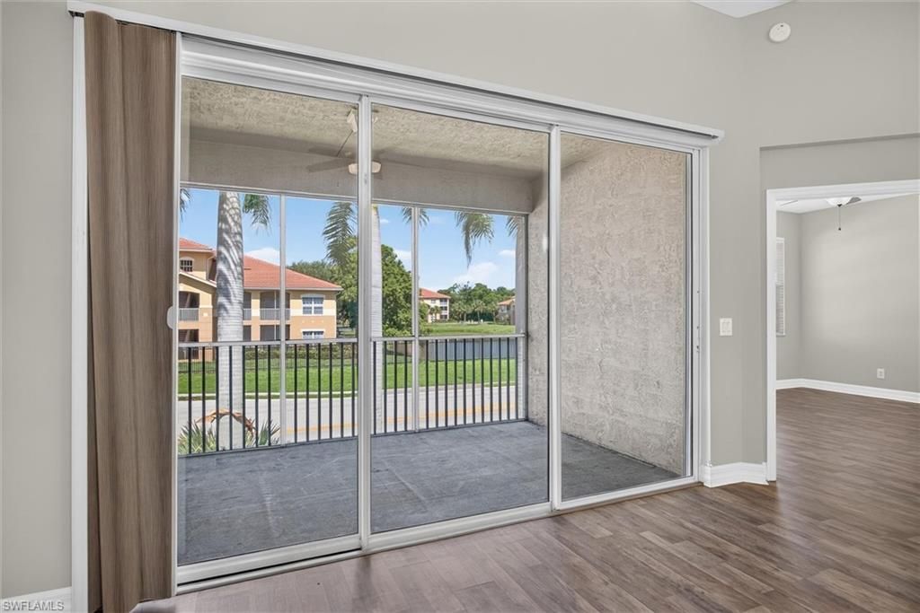 8521 Oakshade Cir , Unit 422, Fort Myers, FL 33919 Photo