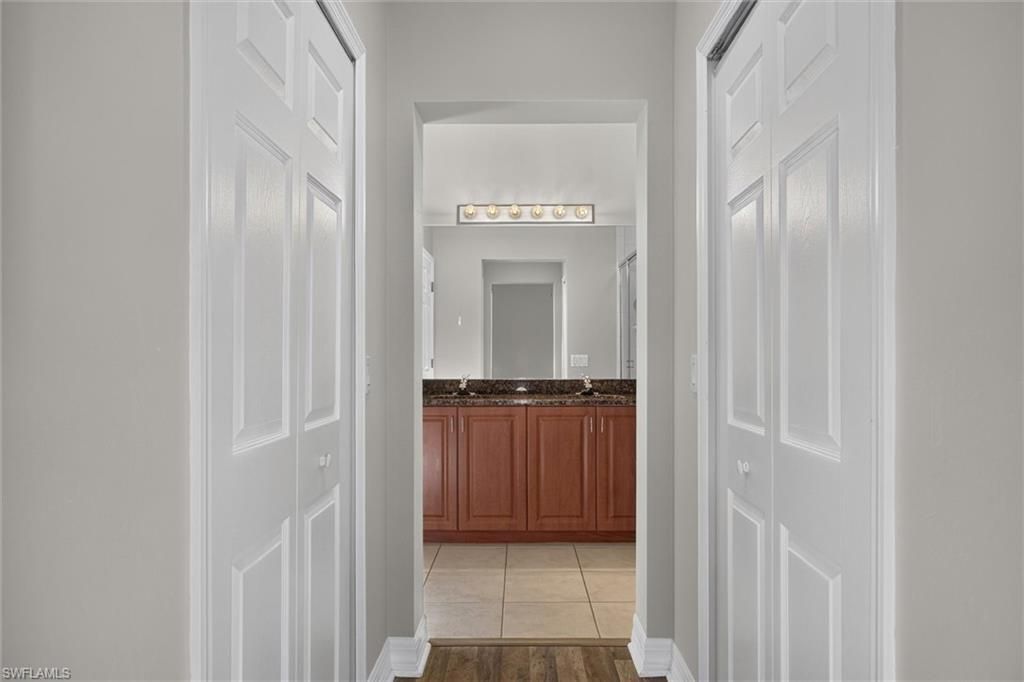 8521 Oakshade Cir , Unit 422, Fort Myers, FL 33919 Photo