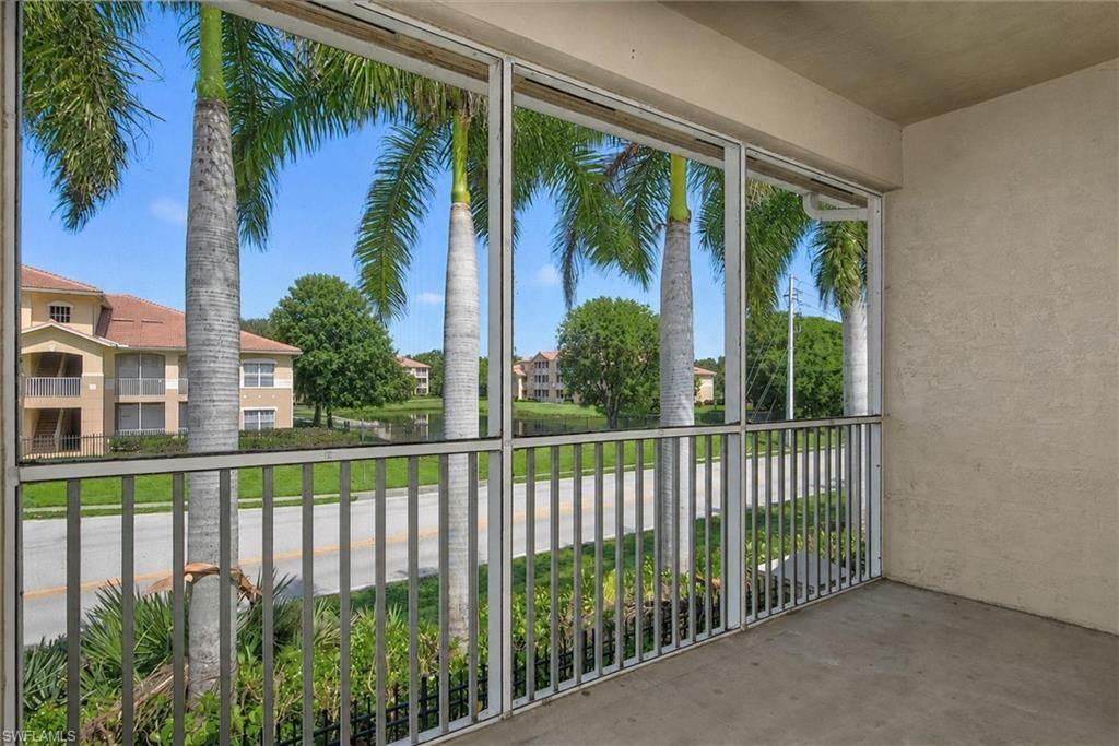 8521 Oakshade Cir , Unit 422, Fort Myers, FL 33919 Photo