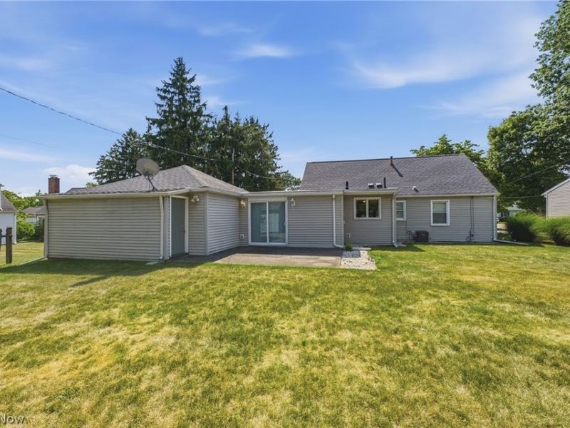 214 Grandview Avenue NW, Canton, OH 44708 Photo 10