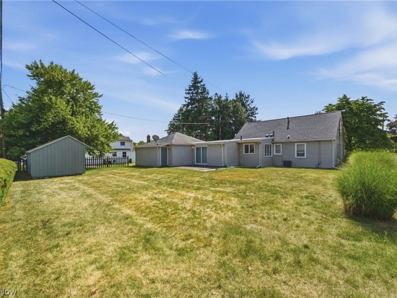214 Grandview Avenue NW, Canton, OH 44708 Photo 9