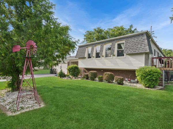 330 Shield Court, Bolingbrook, IL 60440