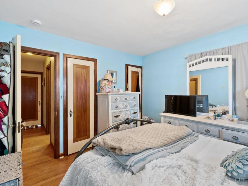 2234 W North Bend Road, Cincinnati, OH 45239 Photo 12