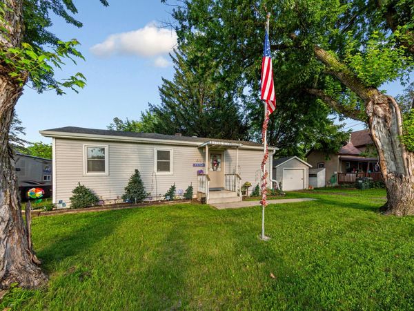 511 Division Street , Waterville, MN 56096