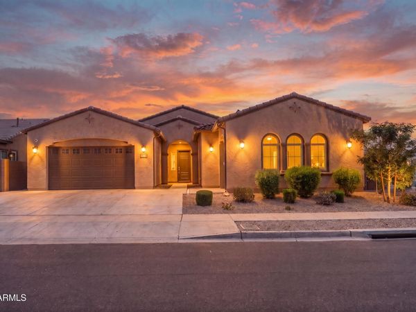 9412 S 41st Drive, Laveen, AZ 85339