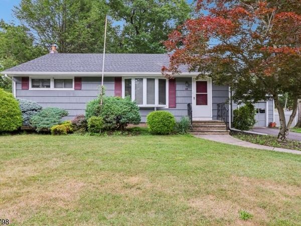 44 Rumana Rd, Wayne, NJ 07470