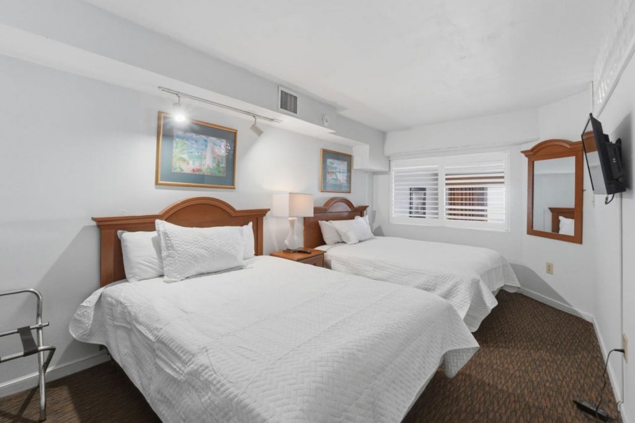 4800 S Ocean Blvd. Photo 12