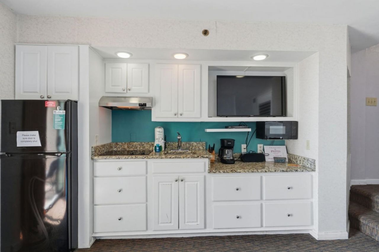 4800 S Ocean Blvd. Photo 8