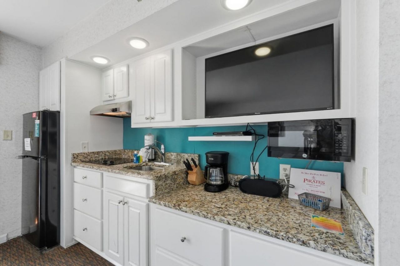 4800 S Ocean Blvd. Photo 9