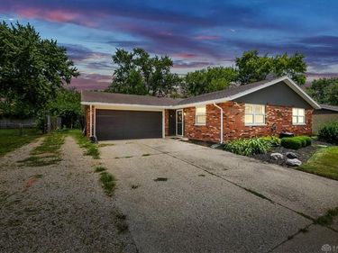 5132 Waverly Street, Mad River Township, OH 45324