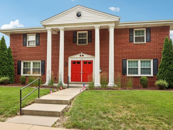 3119 S 122nd St, Unit 5, West Allis, WI 53227