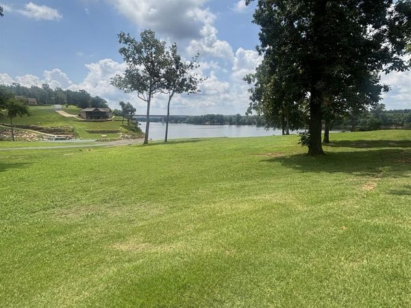 21 RIVERS EDGE CV , Unit 7, Bath Springs, TN 38311