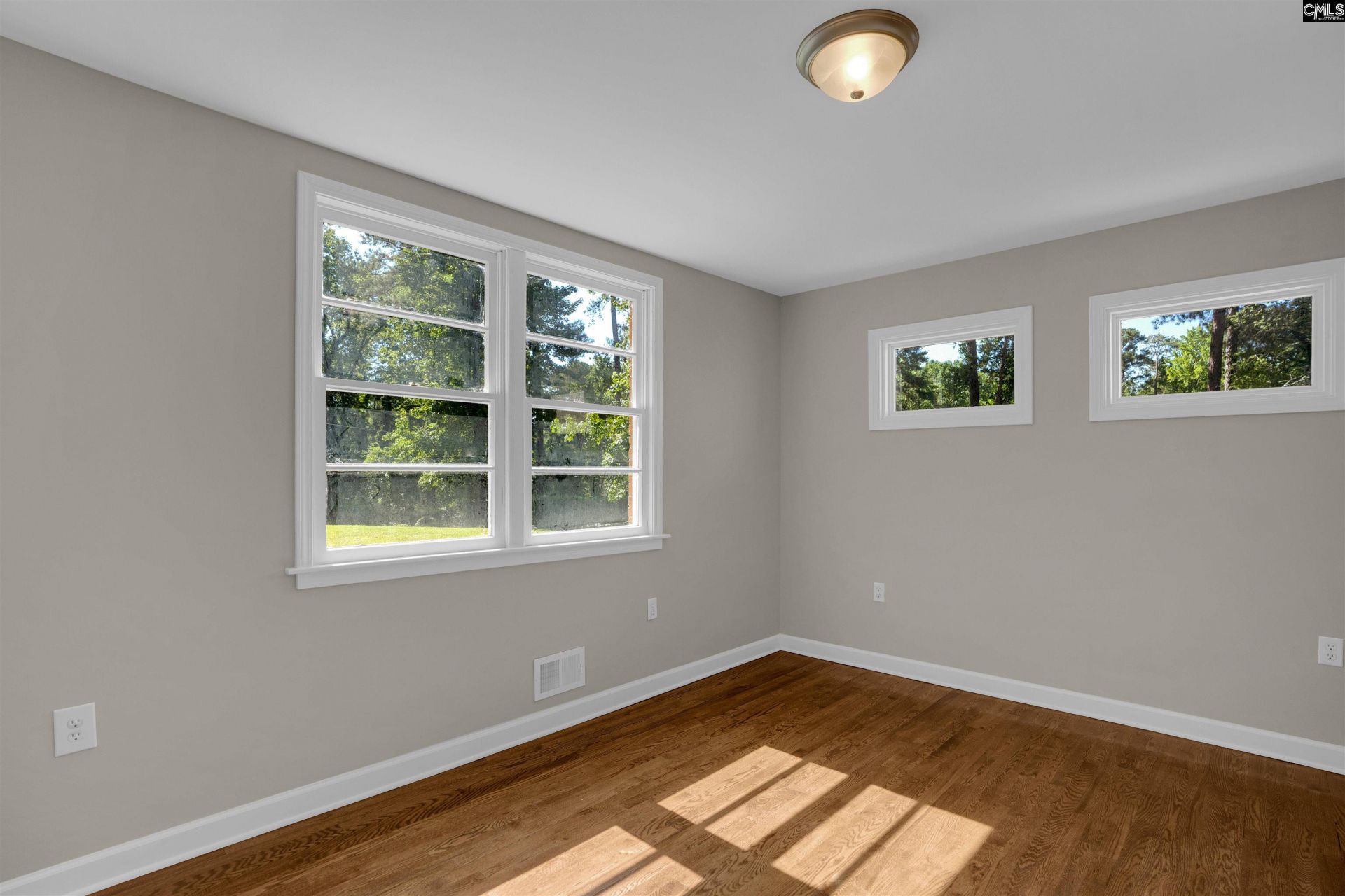 4128 Grand Street  Photo 27