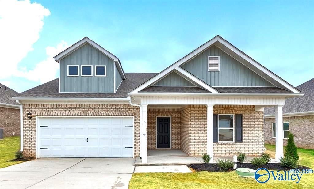 120 Gray Oak Court, Harvest, AL 35749 Main Photo