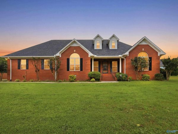 1417 N Carlisle Street, Albertville, AL 35951