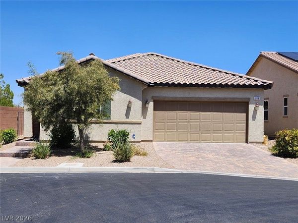 706 Topocoba Street , Las Vegas, NV 89178