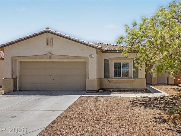 5511 Meedeldale Street, North Las Vegas, NV 89031
