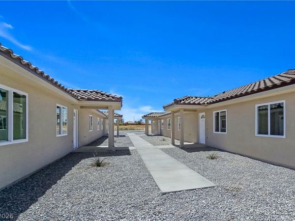 660 San Lorenzo Street , Pahrump, NV 89048