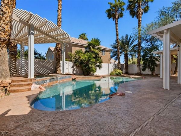 5936 Royal Castle Lane, Las Vegas, NV 89130
