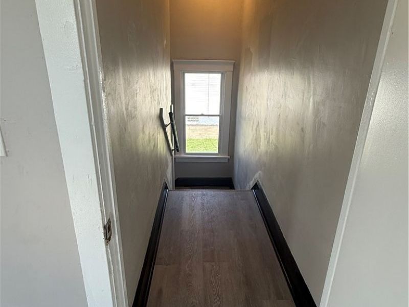 11824 Honeydale Avenue, Cleveland, OH 44120 Photo 10