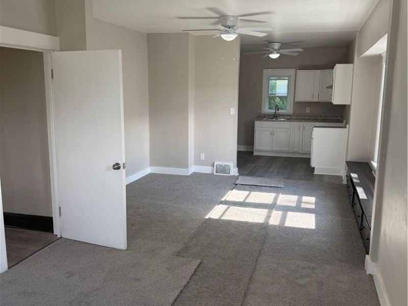 11824 Honeydale Avenue, Cleveland, OH 44120 Photo 12
