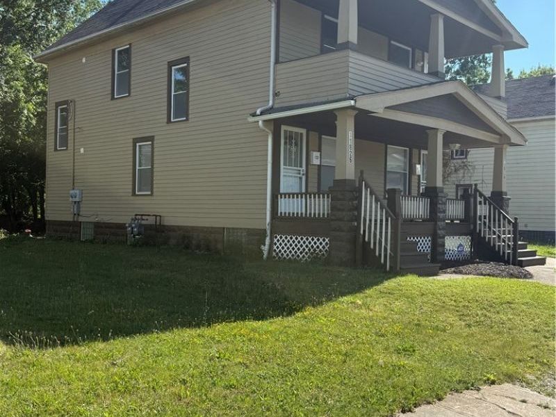 11824 Honeydale Avenue, Cleveland, OH 44120 Photo 2